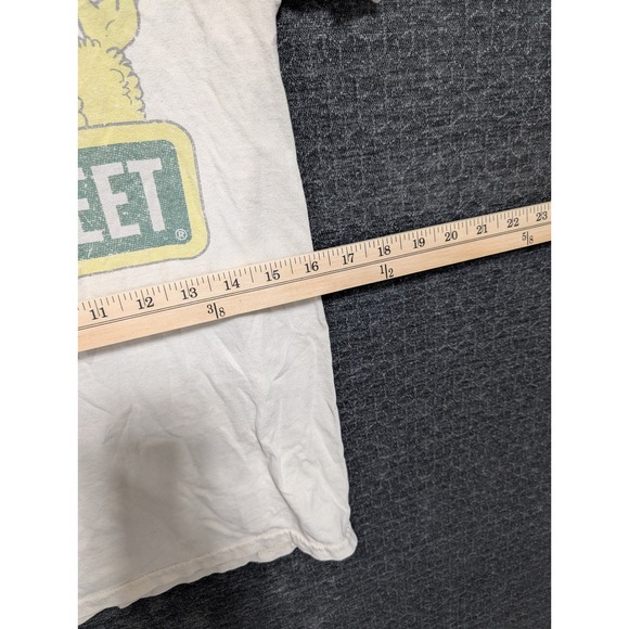 Sesame Street Graphic TShirt Cream Elmo Big Bird Cookie Monster XS Vintage Style - Picture 4 of 5